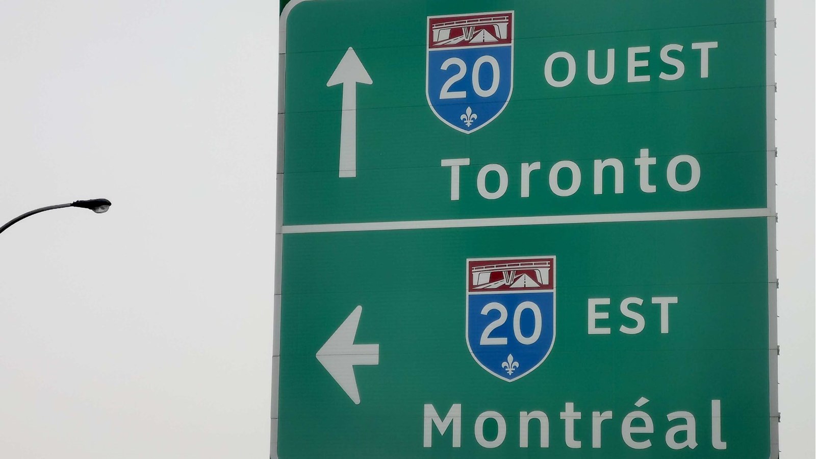 Entrave à venir sur l'autoroute 20 à Rivière-Beaudette le 20 décembre 