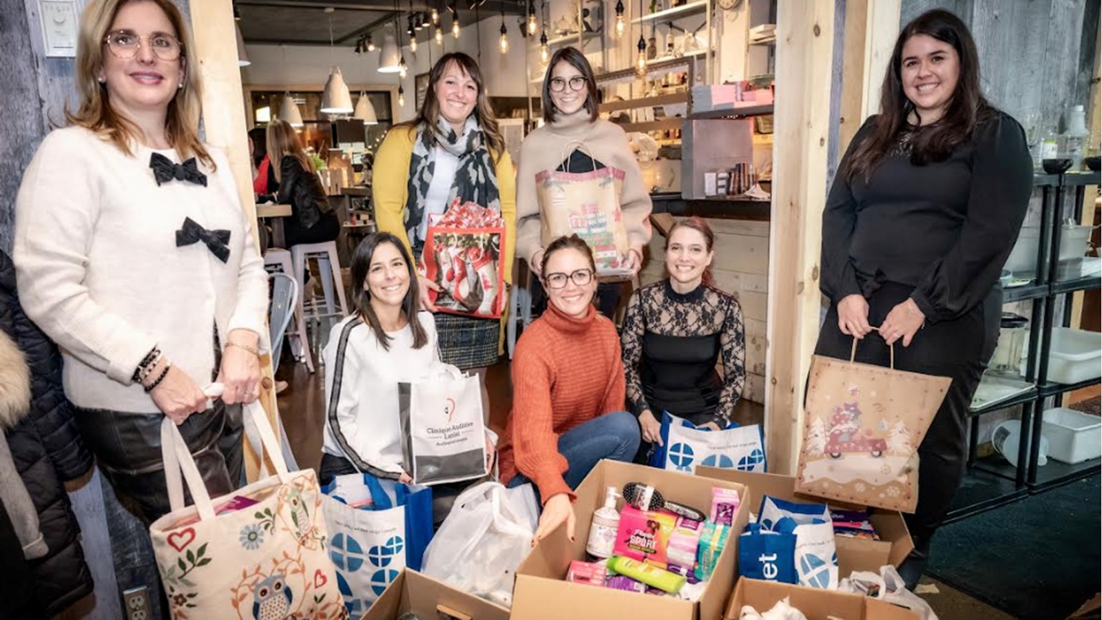Nadine Cassius de Linval, Myriam Parent, Émilie Daoust, Maude Gravel, Marie-Eve Grefford, Éveline Vinet et Stéphanie Asselin
