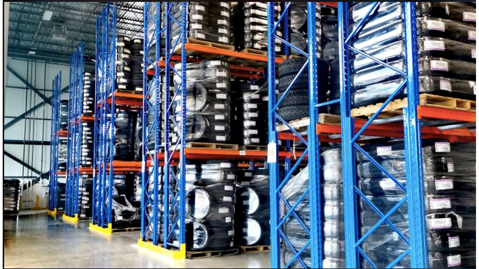 Canada Tire établit son plus grand centre de distribution à Salaberry-de-Valleyfield 
