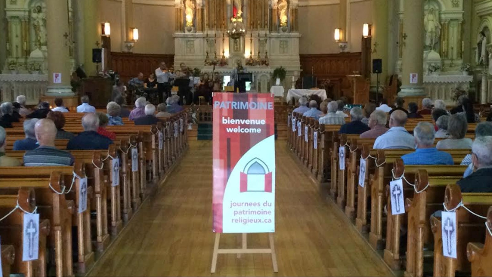 Plus de 245 visiteurs découvrent l'église de Saint-Timothée