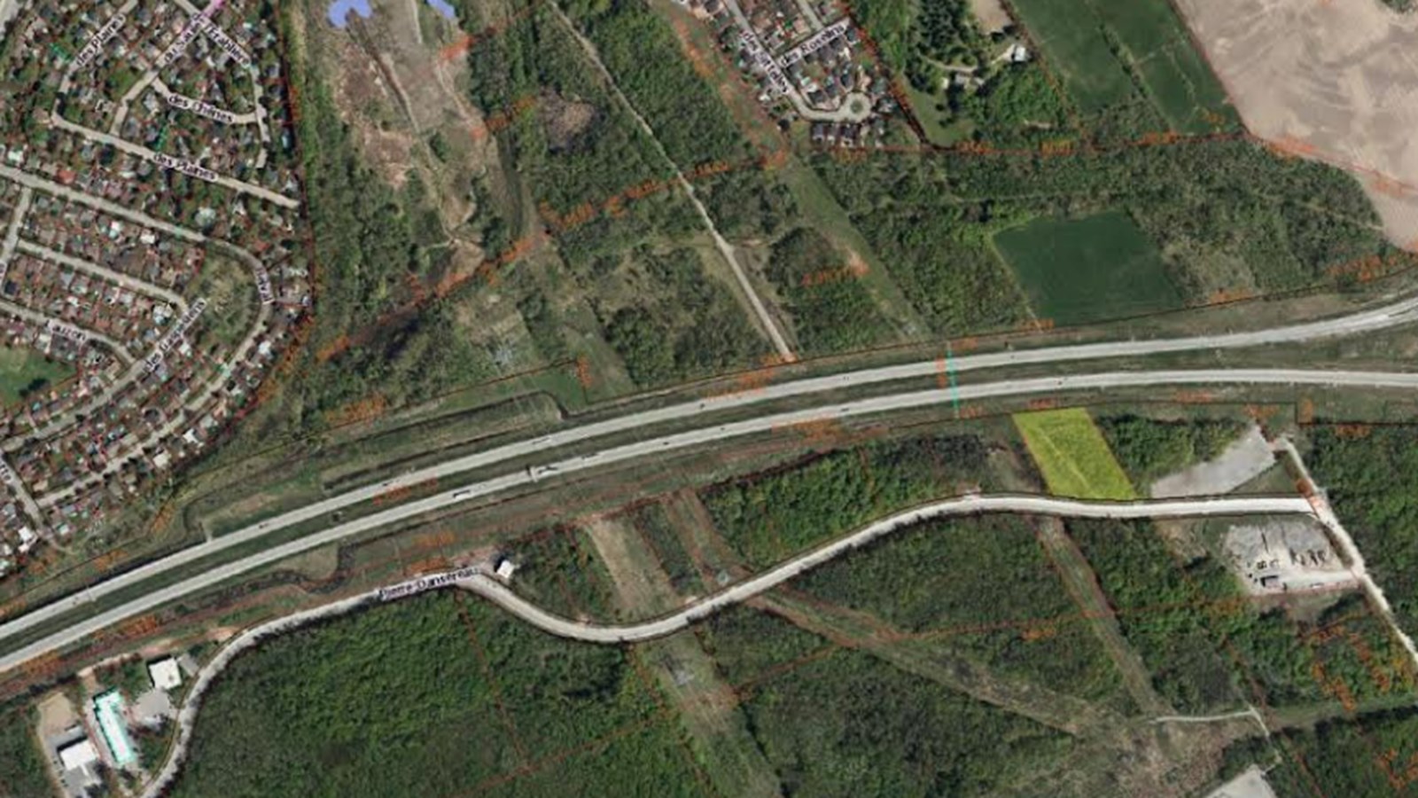 Les négociations ont été très vite et se sont conclues par la vente d’un terrain pour 483 363,31 en bordure de l'autoroute 530