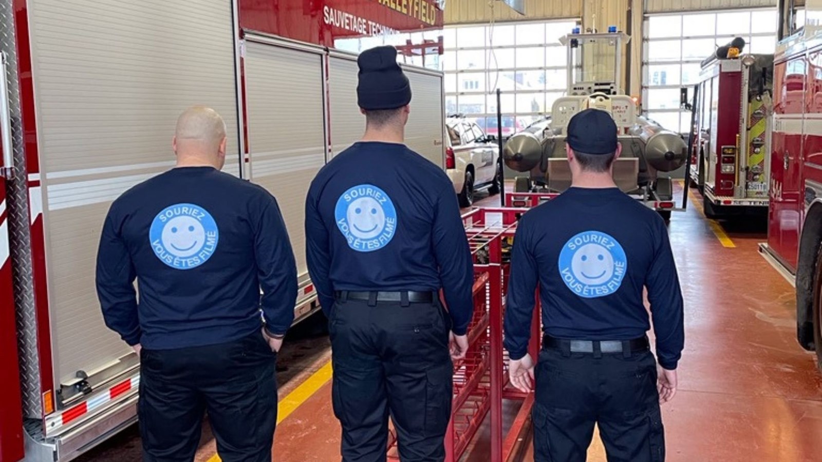 Indignés d'avoir été filmés à leur insu, les pompiers expriment clairement leur mécontentement