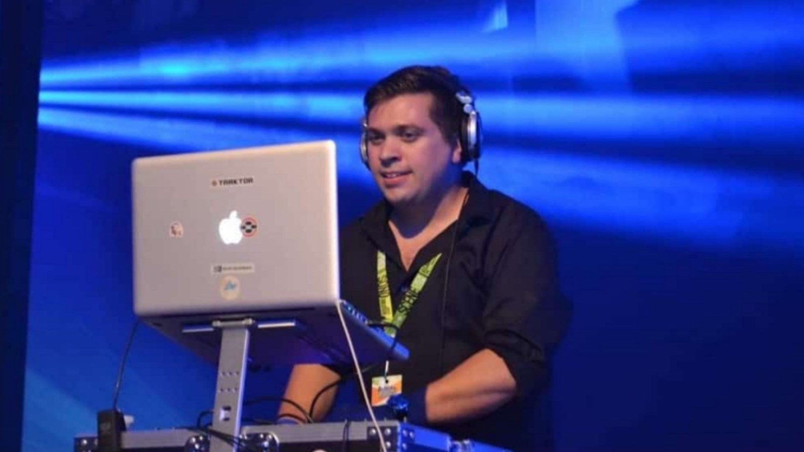 Pier-Olivier, plus connu sous DJ PO, s'occupera de l'animation musicale toute la journée