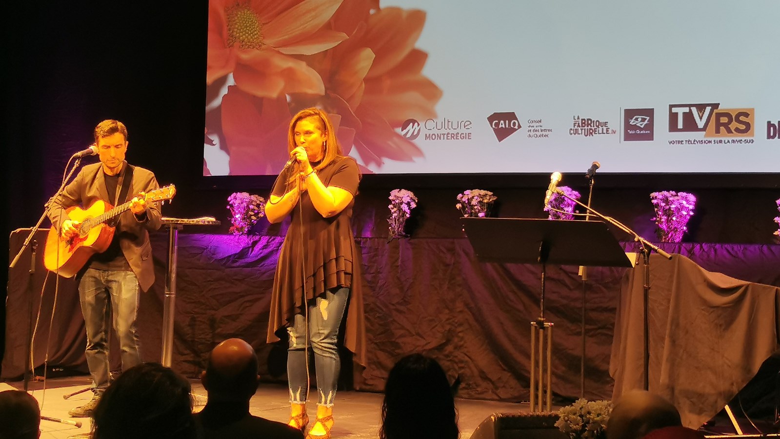 Culture Montérégie remet un prix à l'équipe d'Un patrimoine à découvrir lors de la 20e édition des prix en arts et culture de la Montérégie
