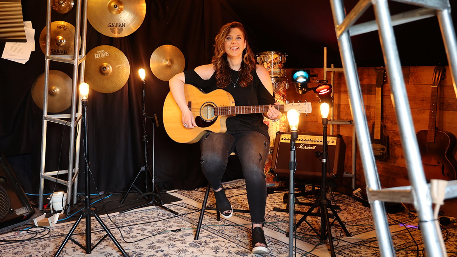 Marie-Pierre Leduc, autrice-compositrice et interprète est ambassadrice de l'événement en plus d'y performer le samedi 11 juin