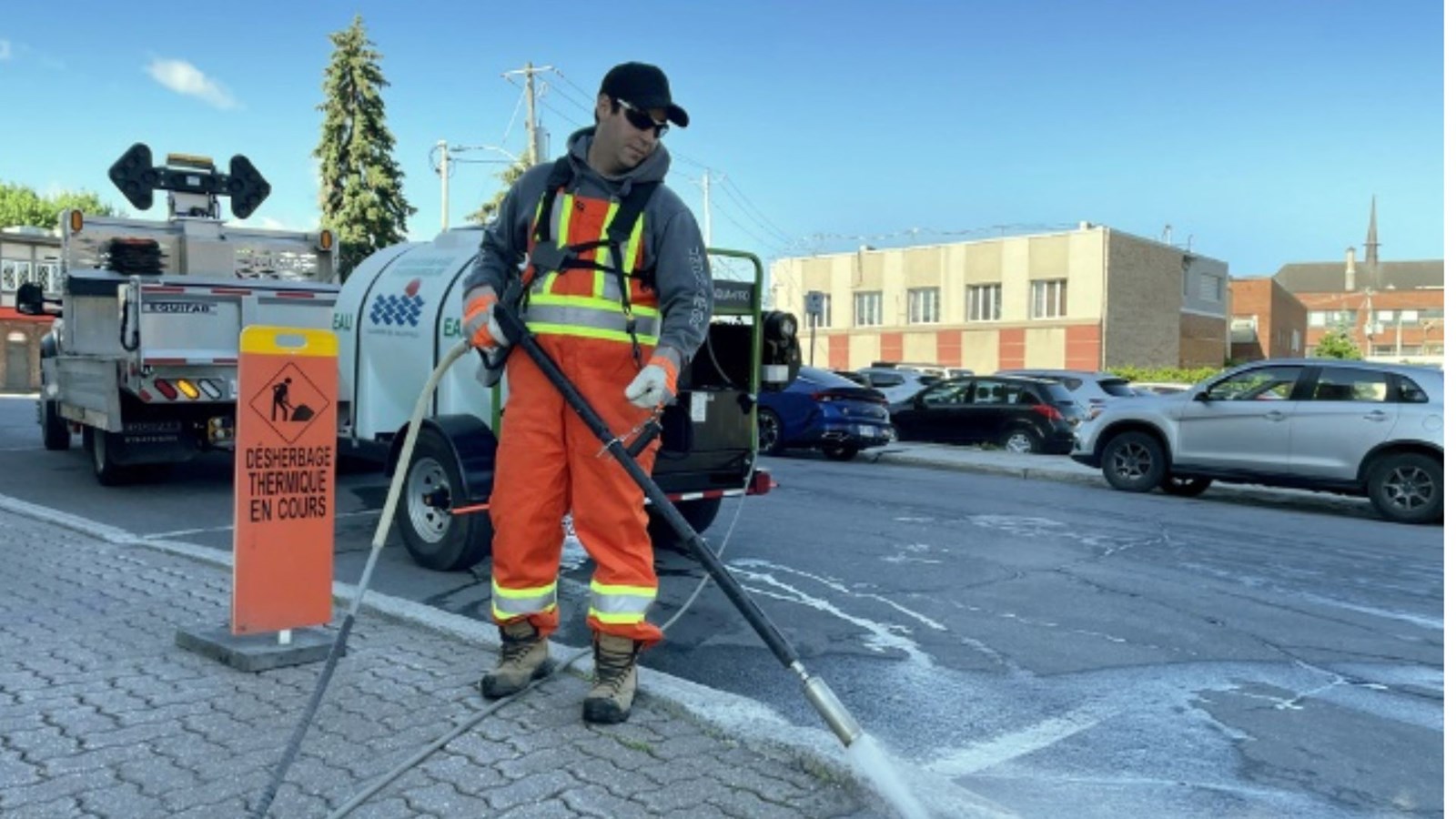 Une solution économique et écologique contre les plantes indésirables à Valleyfield