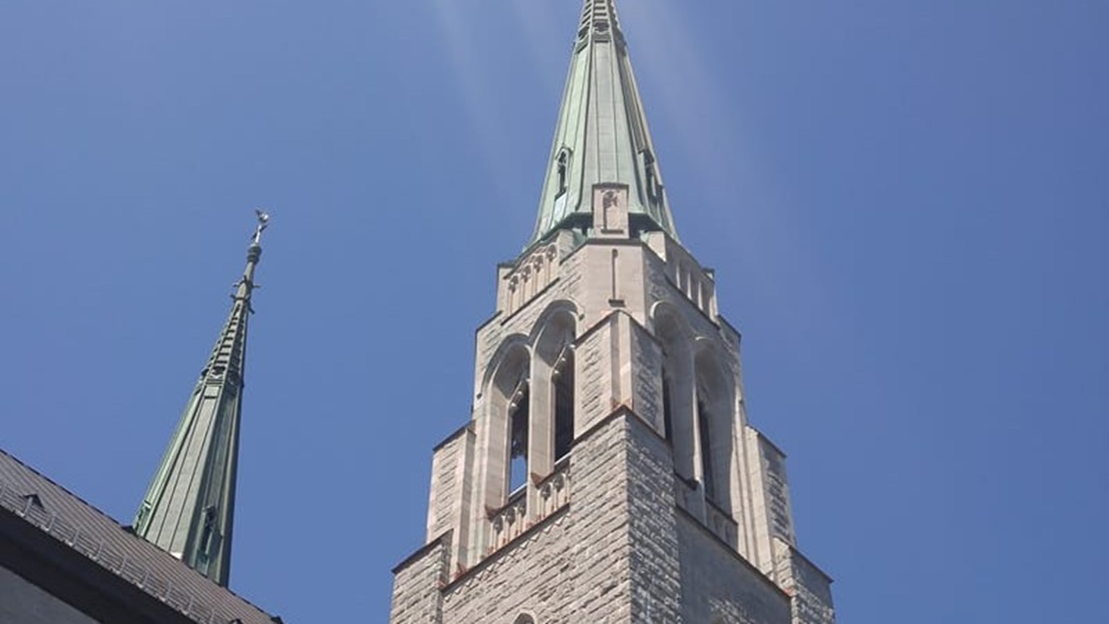Québec investi près de 150 000$ dans la restauration des clochers de la Basilique-cathédrale Ste-Cécile