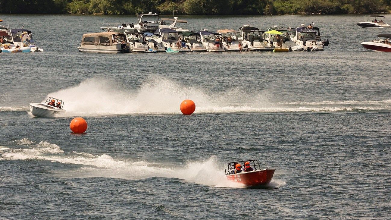 En images: Une deuxième journée de courses enlevantes