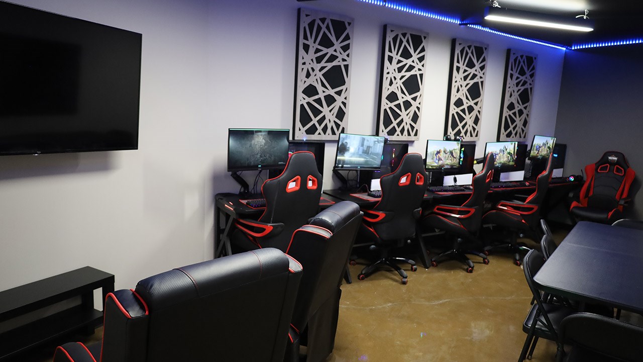 Ouverture d'un centre de jeux vidéos