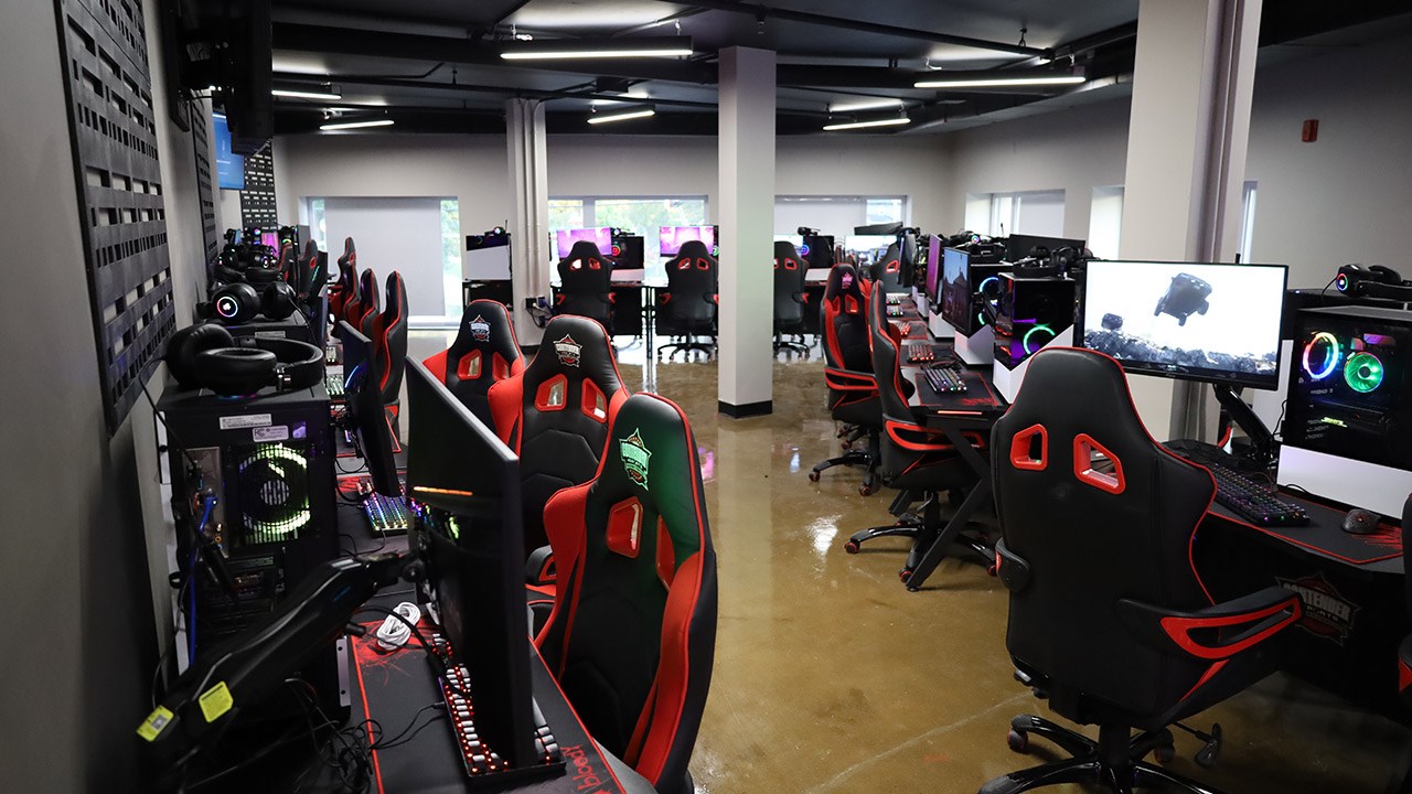 Ouverture d'un centre de jeux vidéos