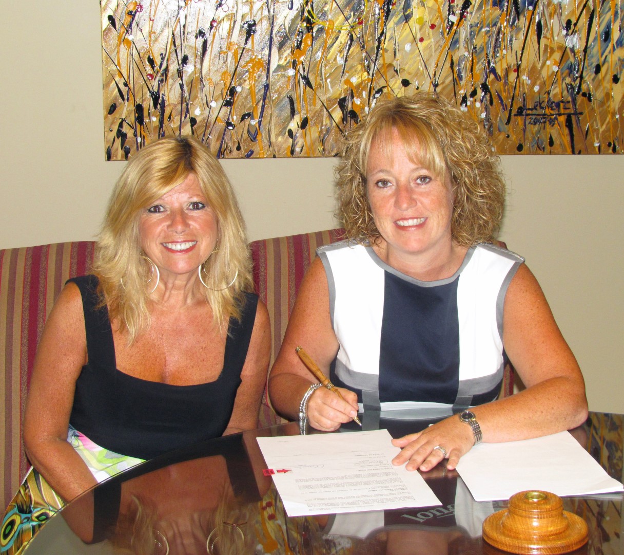 Les mairesses de Carignan et de Longueuil, Louise Lavigneet Caroline St-Hilaire ont récemment signée l’ententeintermunicipale.
