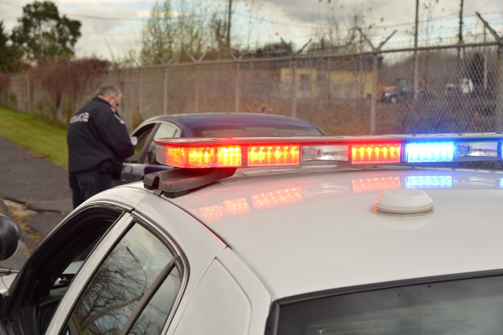 Les policiers affectés au contrôle de la sécurité routière doivent émettre 1,3 constat à l'heure.