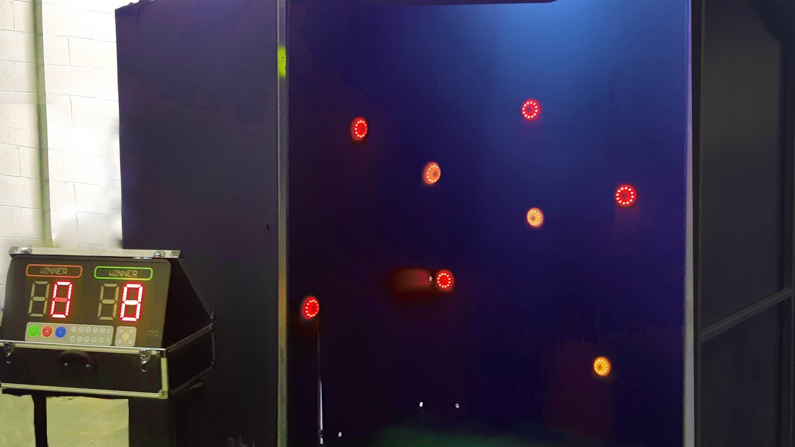 Le Buzz Lights un jeu de vitesse et de précision saura occuper les grands lors de cette fête.