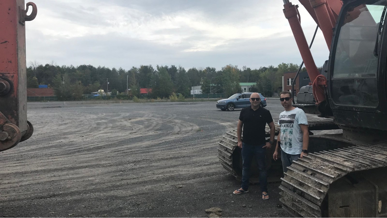 Fondée en 2009 par deux amis chevronnés en électronique, Jean-François Pelchat et Patrice Robidoux, Domo Prestige relocalisera ses locaux sur le territoire de la Ville de Chambly. 

