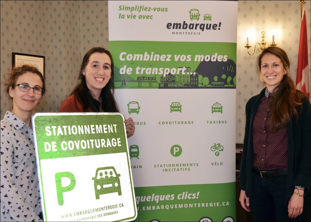 Andréanne Paris, directrice générale du Conseil régional de l'environnement de la Montérégie (CRE Montérégie), Alexandra Labbé, mairesse de la Ville de Chambly, Judith Lavoie, agente en mobilité durable au CRE Montérégie