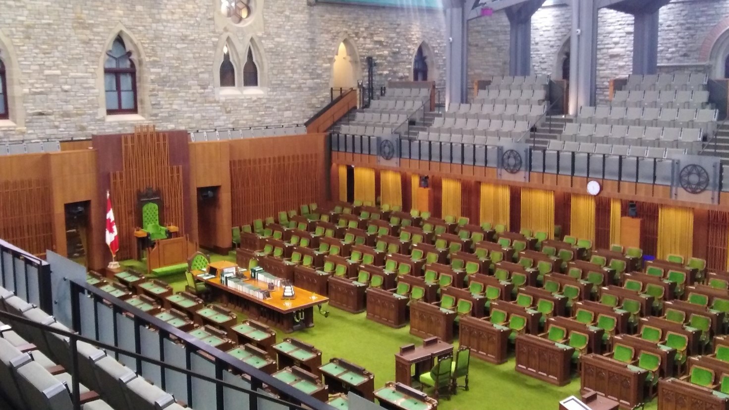 La Chambre des communes se réunira mardi à midi pour étudier de près des mesures d'urgence pour mettre en place un plan économique renforcé pour la population