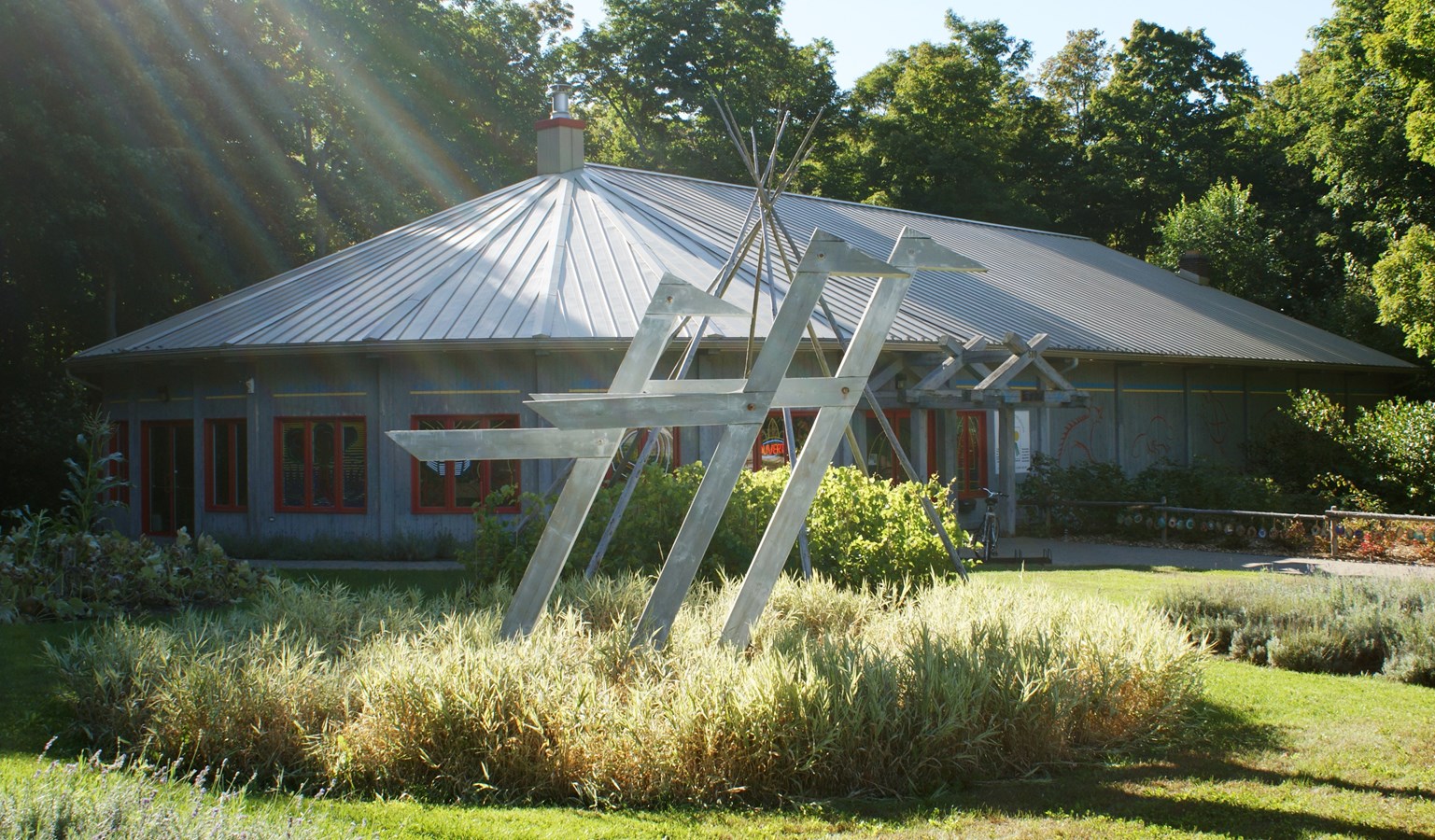 La Maison Amérindienne de Mont-Saint-Hilaire.