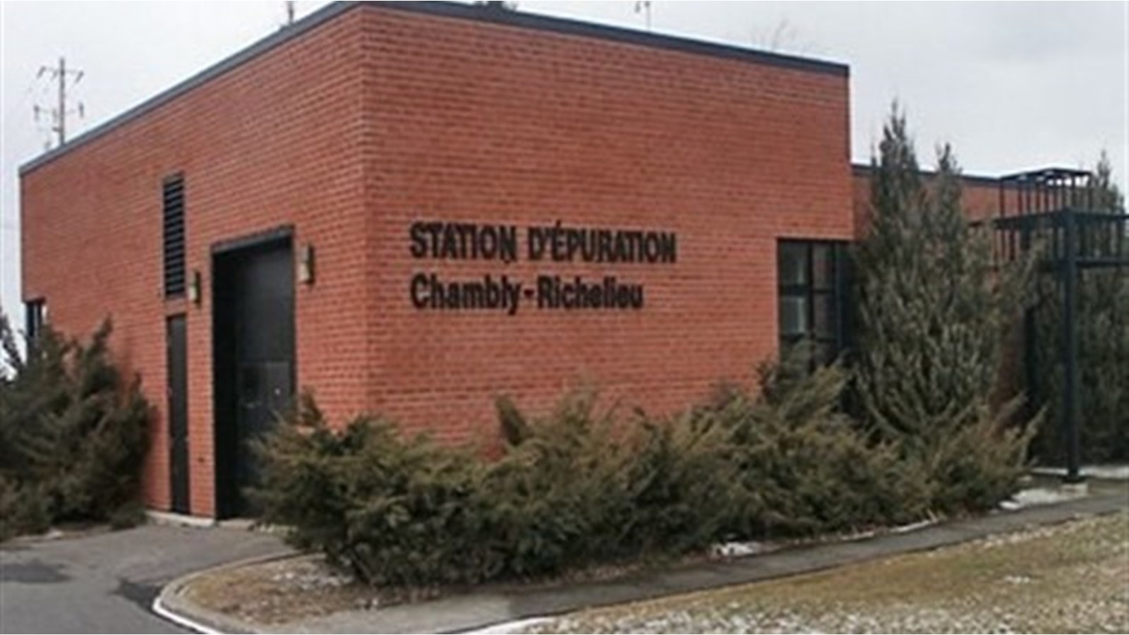 Chambly dévoile son plan d'action pour éliminer les odeurs des étangs aérés