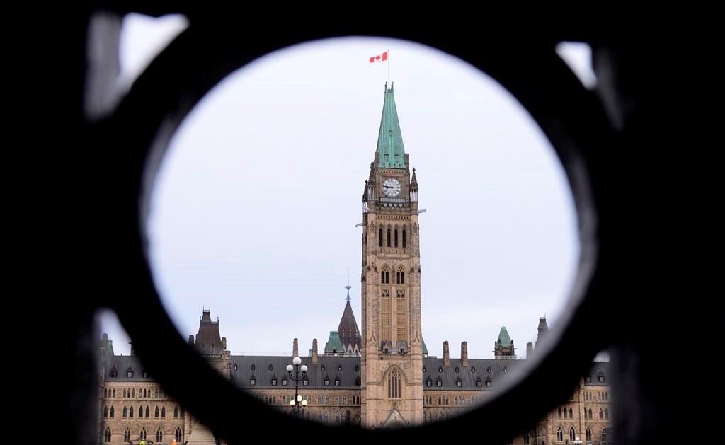 Ottawa met de côté 3 G $ pour des règlements à l'amiable avec les Autochtones