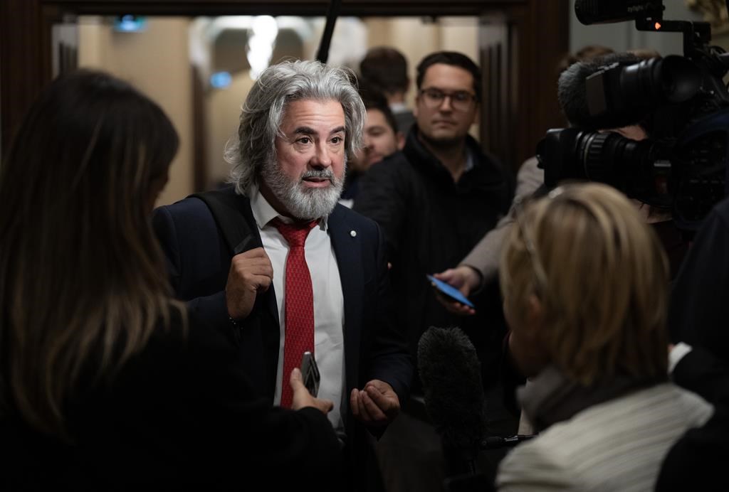 Souveraineté: Rodriguez évoque «des amis» et «des membres de famille» divisés en 1995