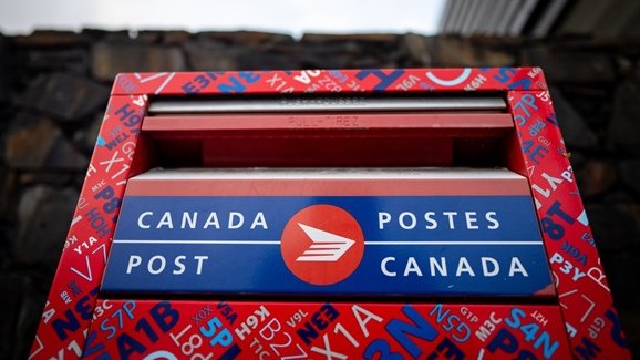 Postes Canada annonce une perte avant impôts de 205 millions $ au premier trimestre