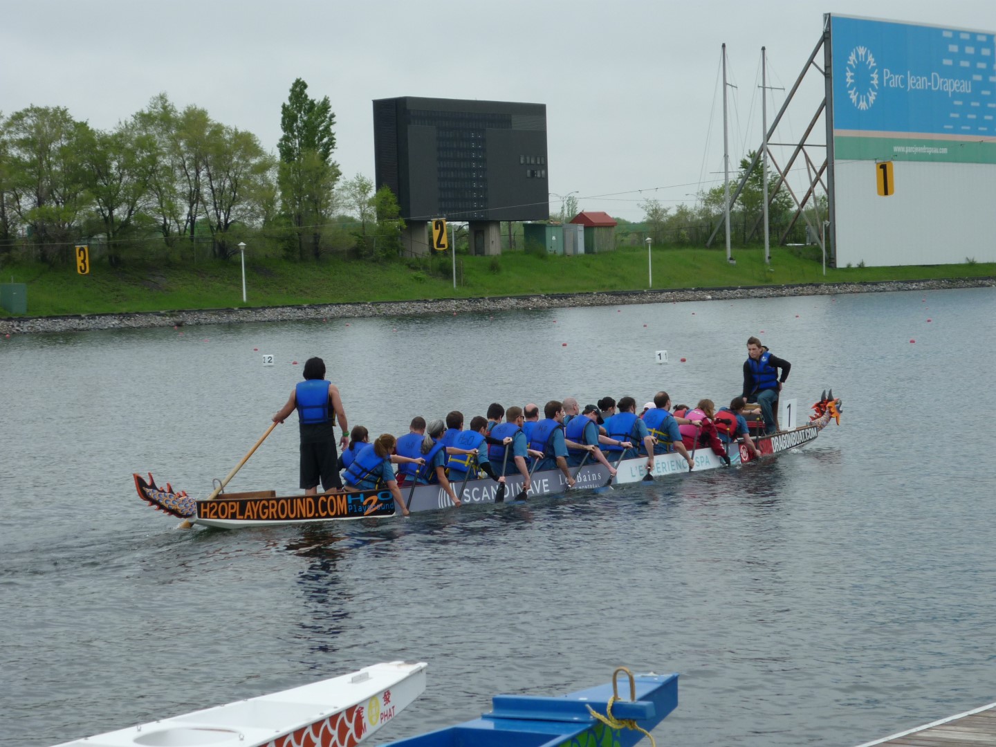 Il sera possible de voir de près de spectaculaire bateau-dragon dans le cadre des festivités entourant le 9oe anniversaire du Club de canotage d'Otterburn Park. (Photo : Courtoisie)