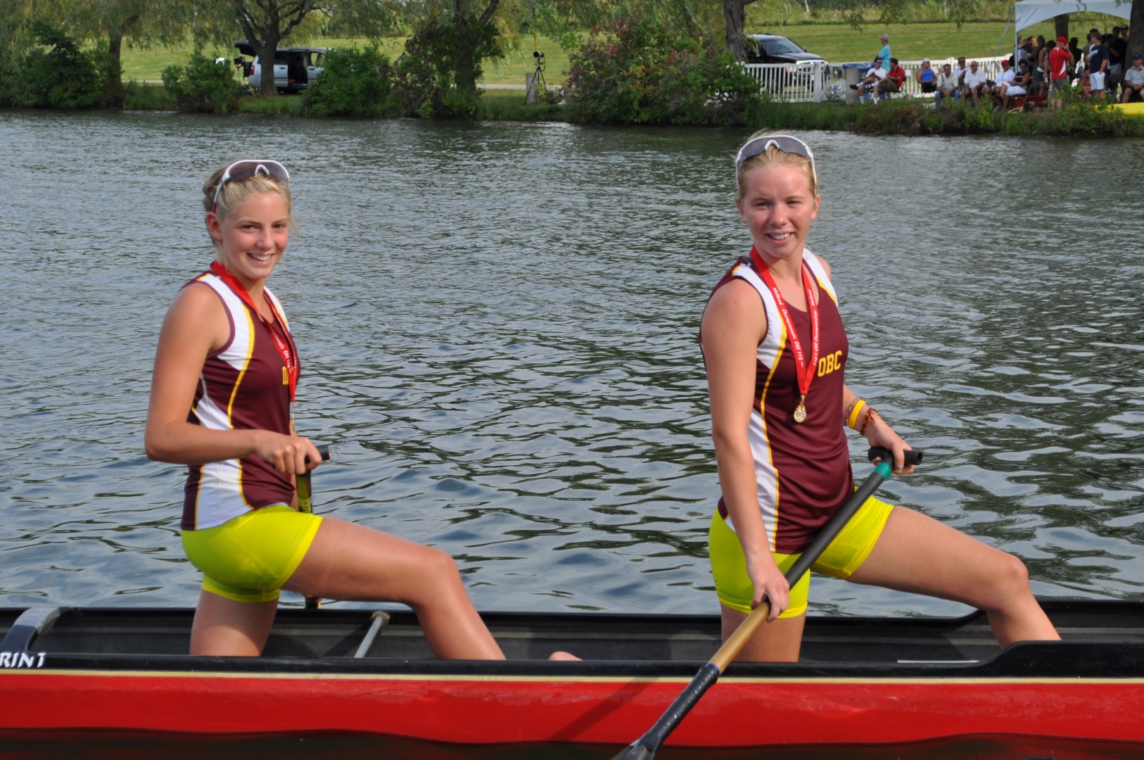 Sarah-Jane Caumartin et Marianne Lévêque-Brissette sont revenues des Championnats canadiens les bras chargés de médailles, en plus d'établir un nouveau record canadien. (Photo : Courtoisie)