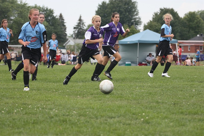 En tout, 50 % des membres du Club de soccer de la Vallée-du-Richelieu sont des filles. (Photo : Courtoisie)