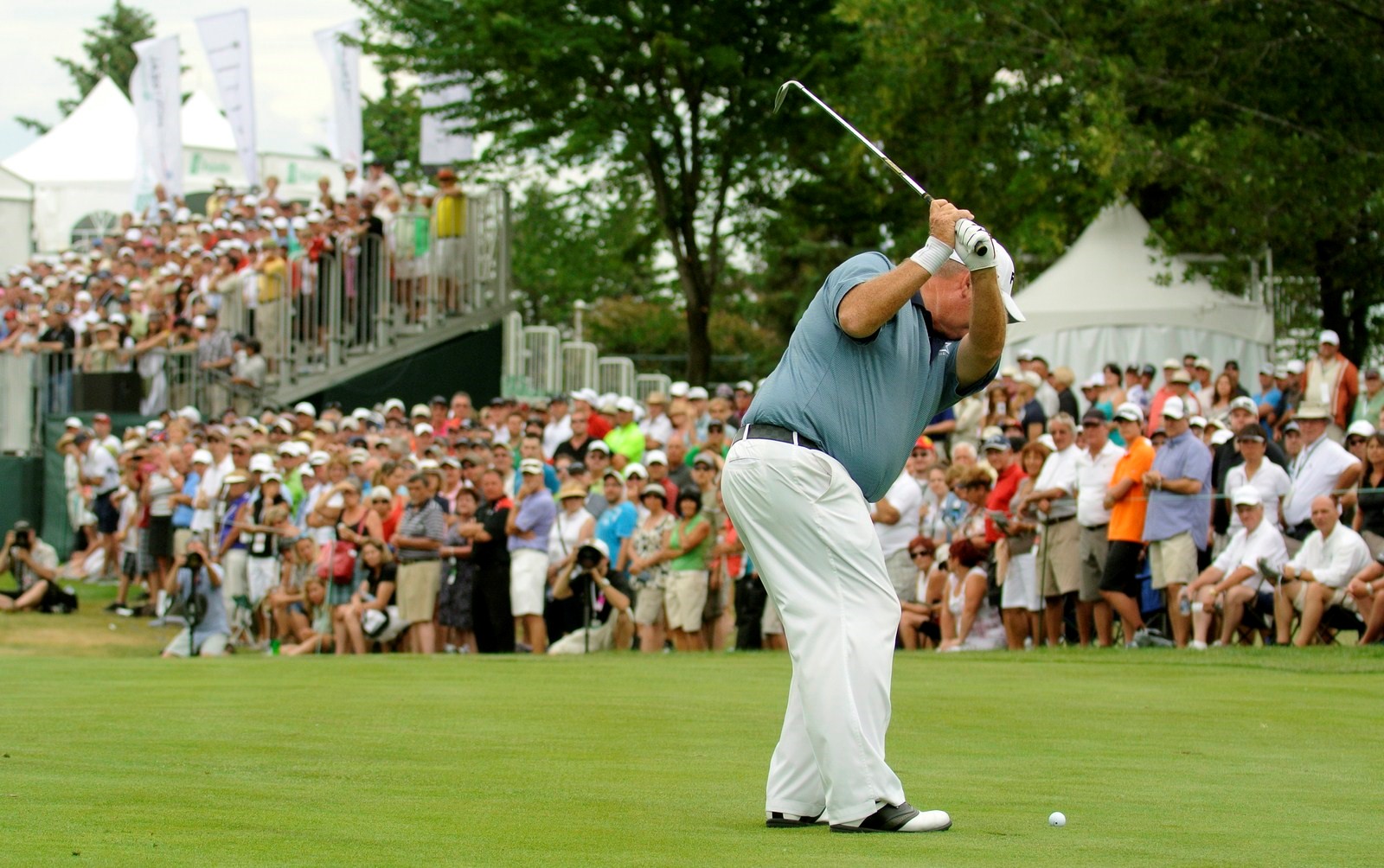 Mark Calcavecchia a remporté l'édition 2012 du Championnat de Montréal, présentée au Club de golf de la Vallée du Richelieu.