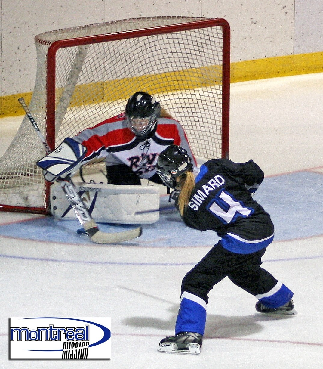 Katherine Fallon-Simard fait partie de la Ligue nationale de ringuette depuis sept ans.