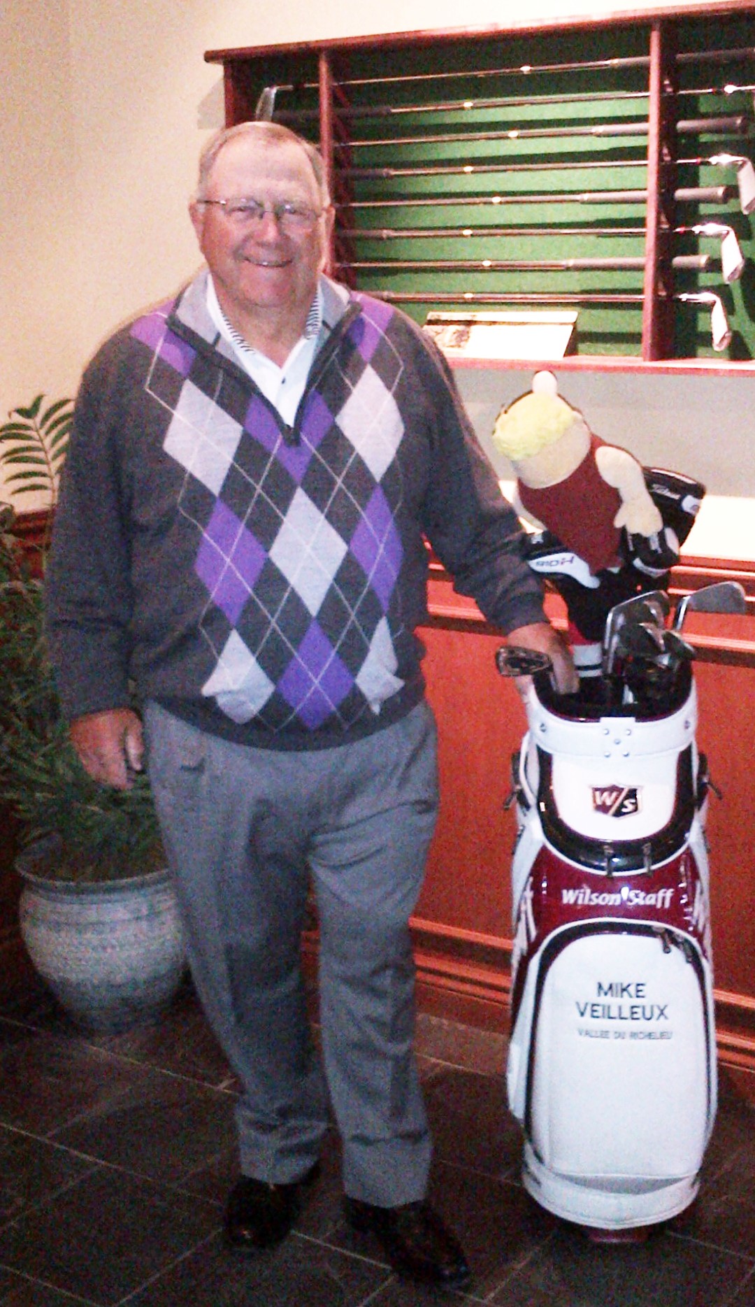 Mike Veilleux, golfeur professionnel et ambassadeur du Club de golf de la Vallée du Richelieu, donnera le coup d’envoi au troisième Championnat de Montréal.