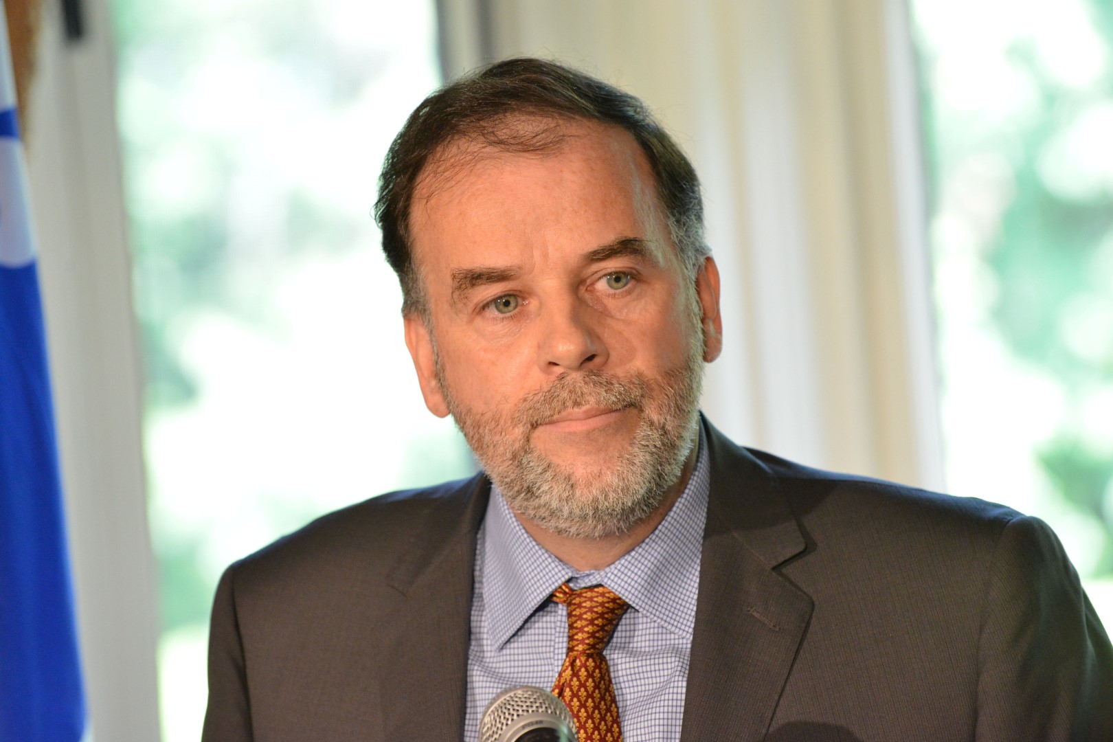L'ex-journaliste de Radio-Canada Pierre Duchesne a officiellement annoncé sa candidature en conférence de presse au manoir Rouville-Campbell.