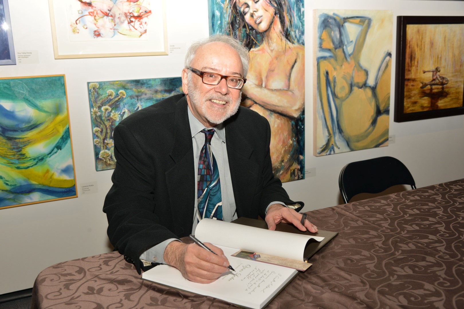 Pierre Lambert rappelle que le legs d’Ozias Leduc dépasse ses œuvres d’art.