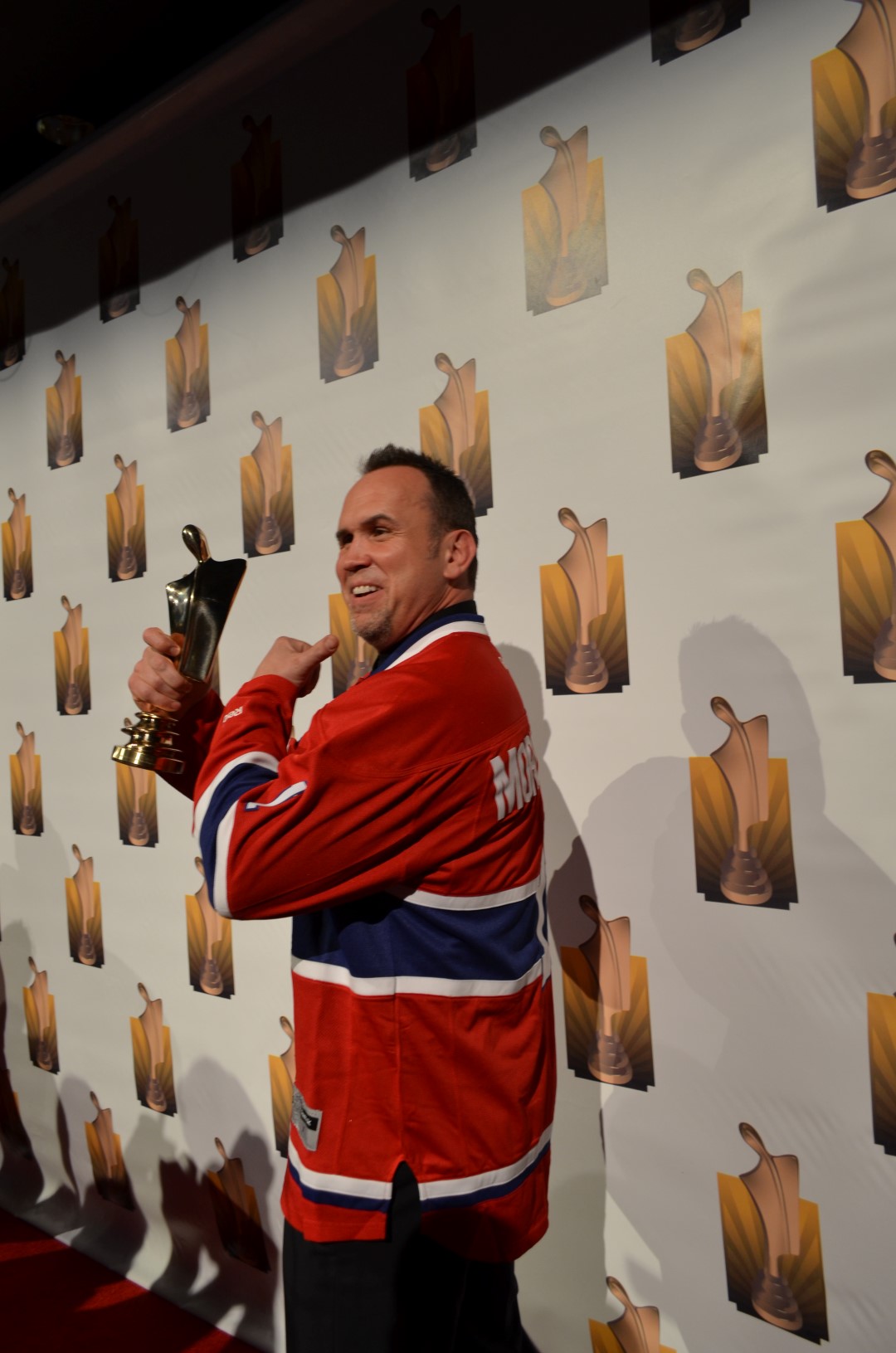 Dave Morissette apprécie la preuve d’amour que le public lui a donné en lui décernant le prix Artis animateur d’émissions de sport.