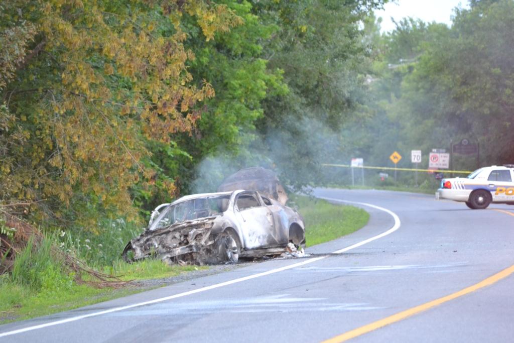 Véhicule incendié sur Ozias-Leduc : le cadavre est celui d'une femme