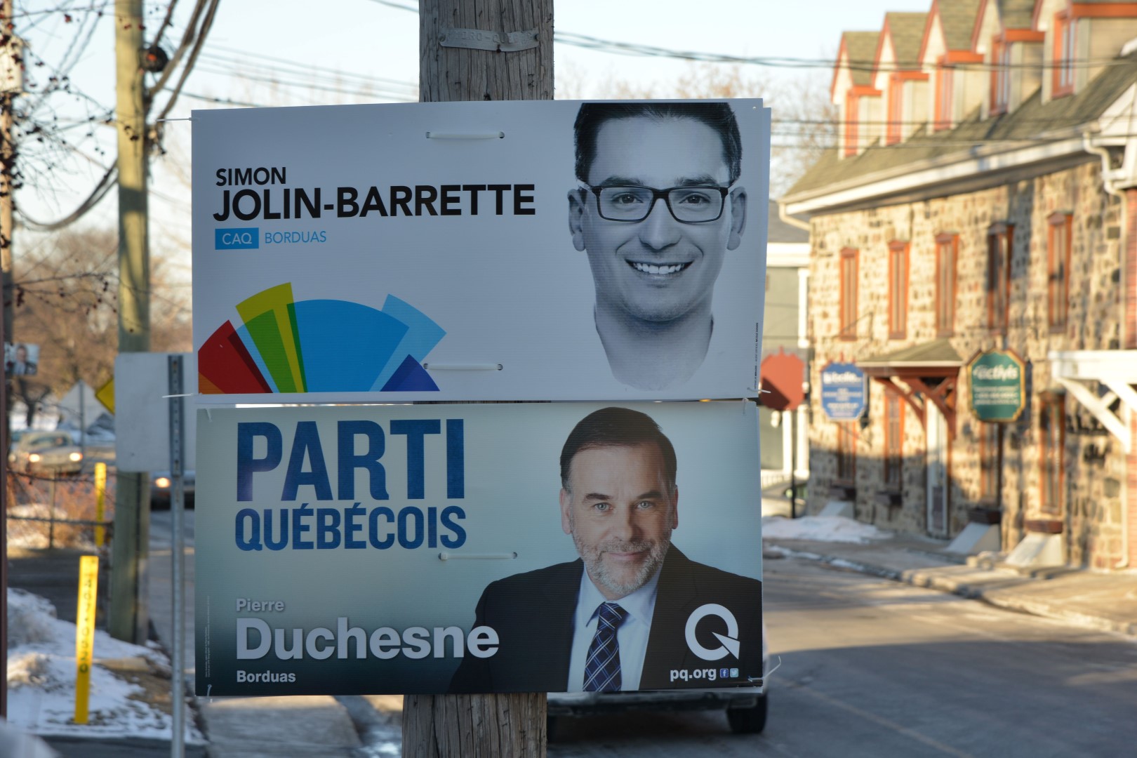 Quelques pancartes électorales ont déjà été installées dans Borduas au lendemain de l’annonce du début de la campagne.