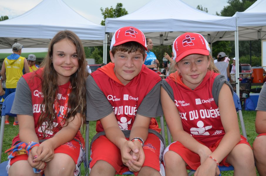 Jade Gauthier est en compagnie de Yanick Hamel et Krystina Sauvageau.