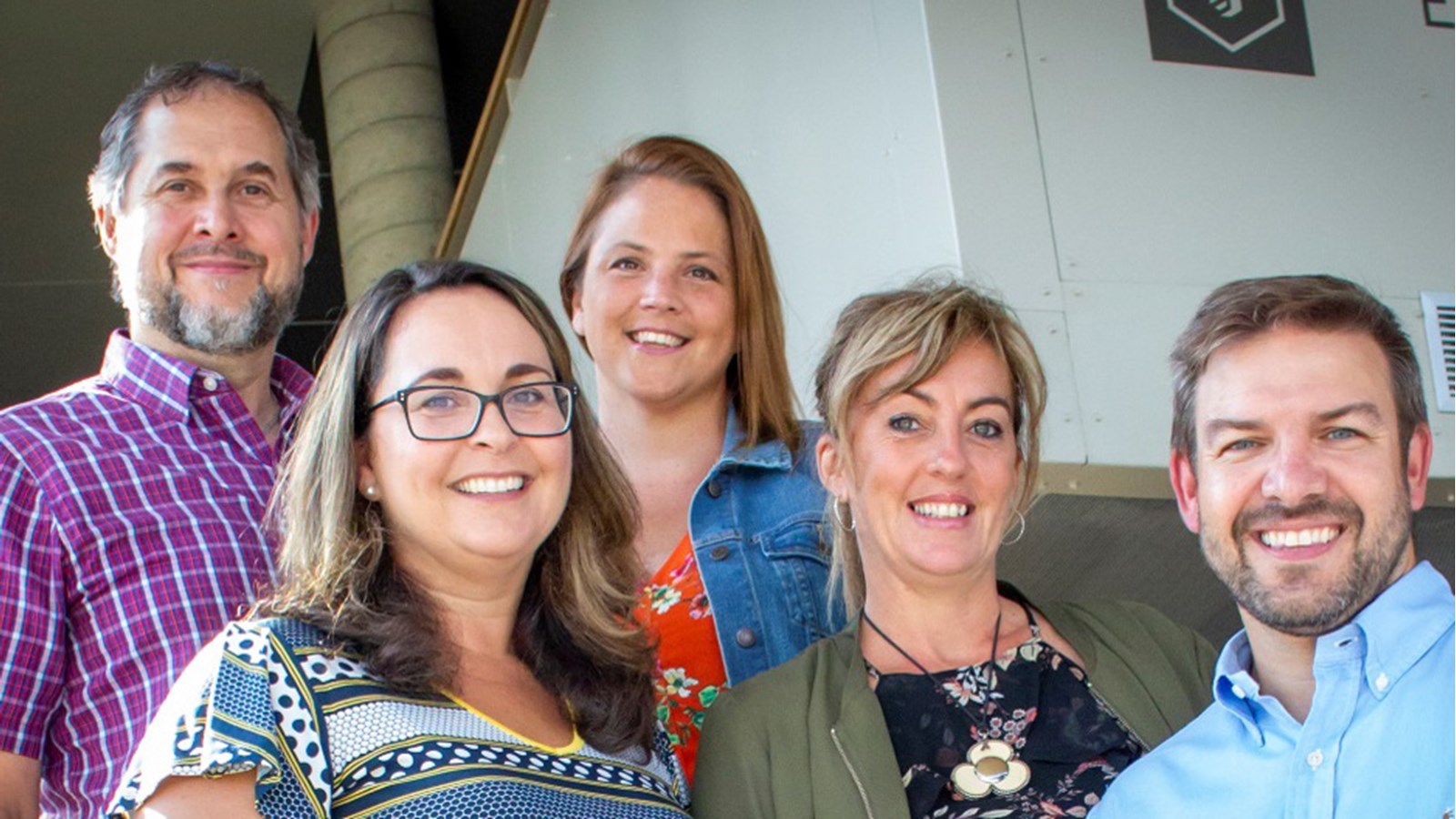 Le comité organisateur de la soirée: Patrice Leroux, Isabelle Prud’homme, Caroline Gagné, Isabelle Gagnon, Dr Jean-Luc Rhéaume et Dr Alice Cloutier (absente de la photo).