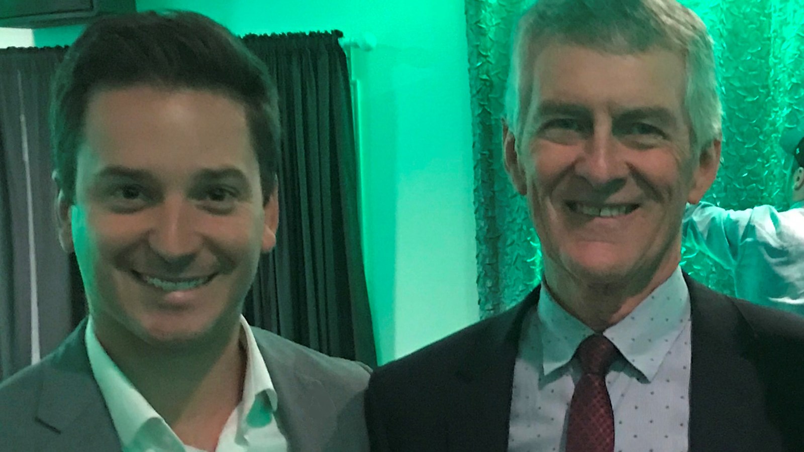 Simon Jolin-Barrette et Jacques Rémy en septembre lors d’un souper en l’honneur de ce dernier.