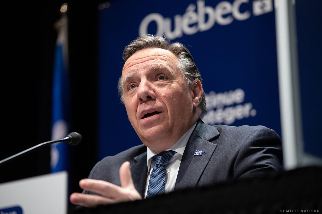 Des efforts à faire d'ici Noël pour pouvoir « ouvrir les vannes », dit Legault