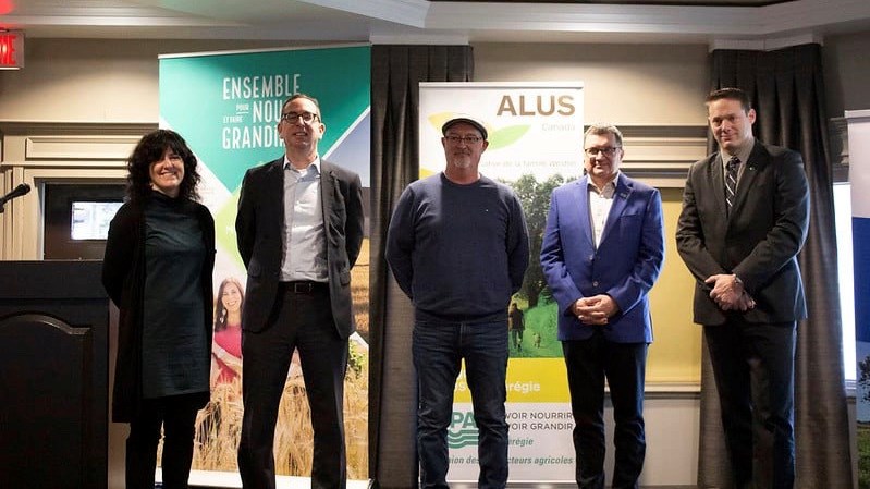 Plus de 98 823 $ remis à 33 agriculteurs de la région