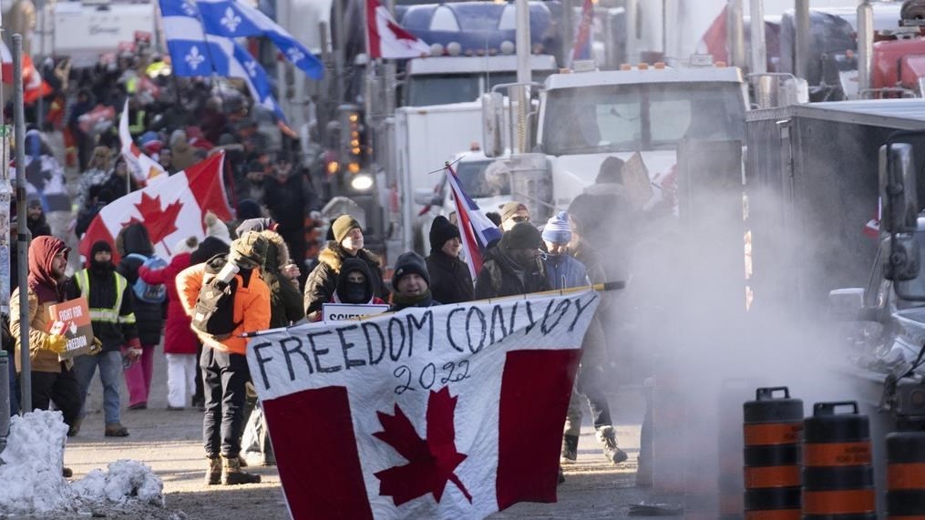 Le «convoi de la liberté» à Ottawa est choisi «Nouvelle de l'année au Canada»