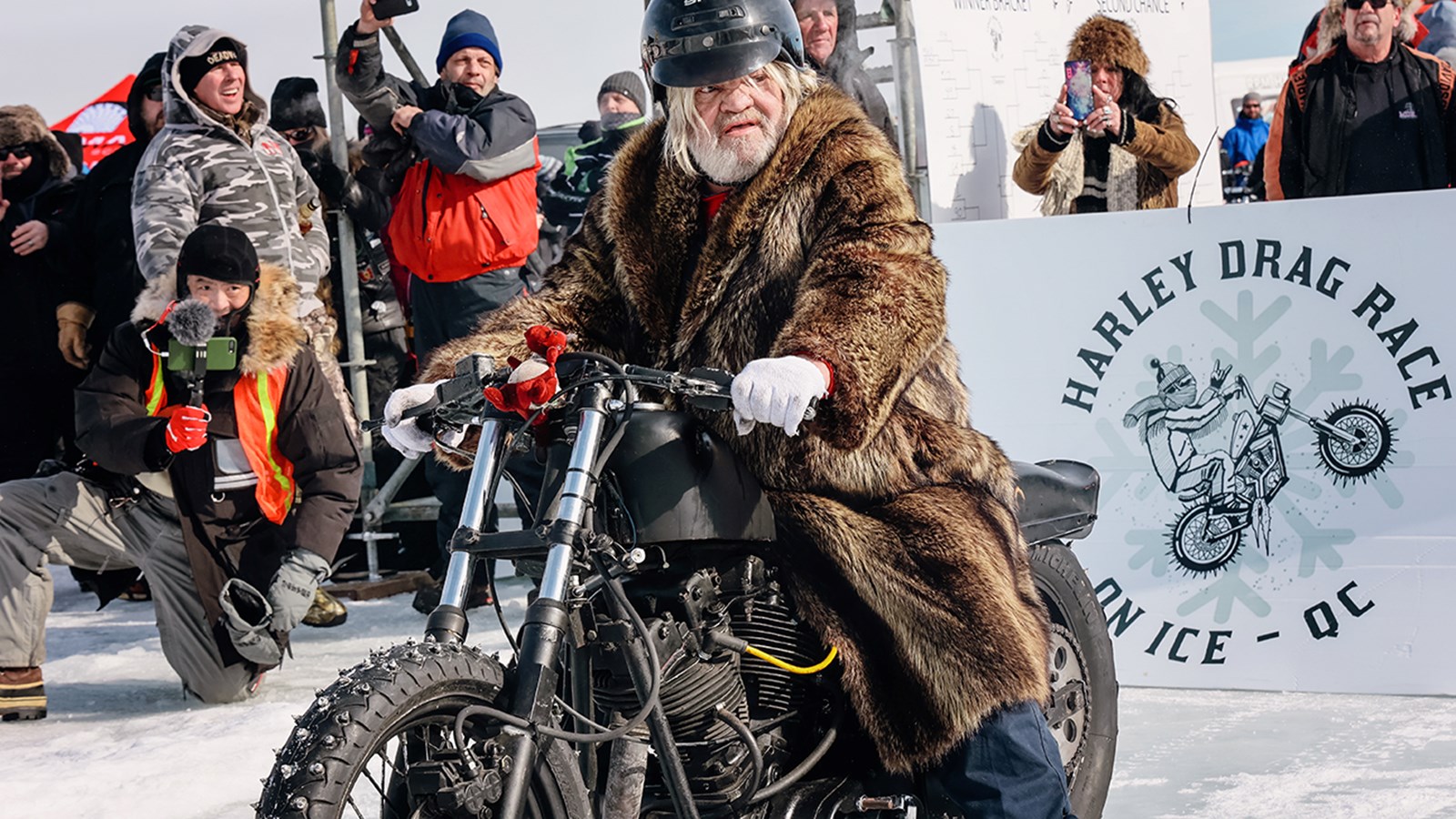 Un succès pour la 3e édition de la Harley Drag Race on Ice ce dimanche