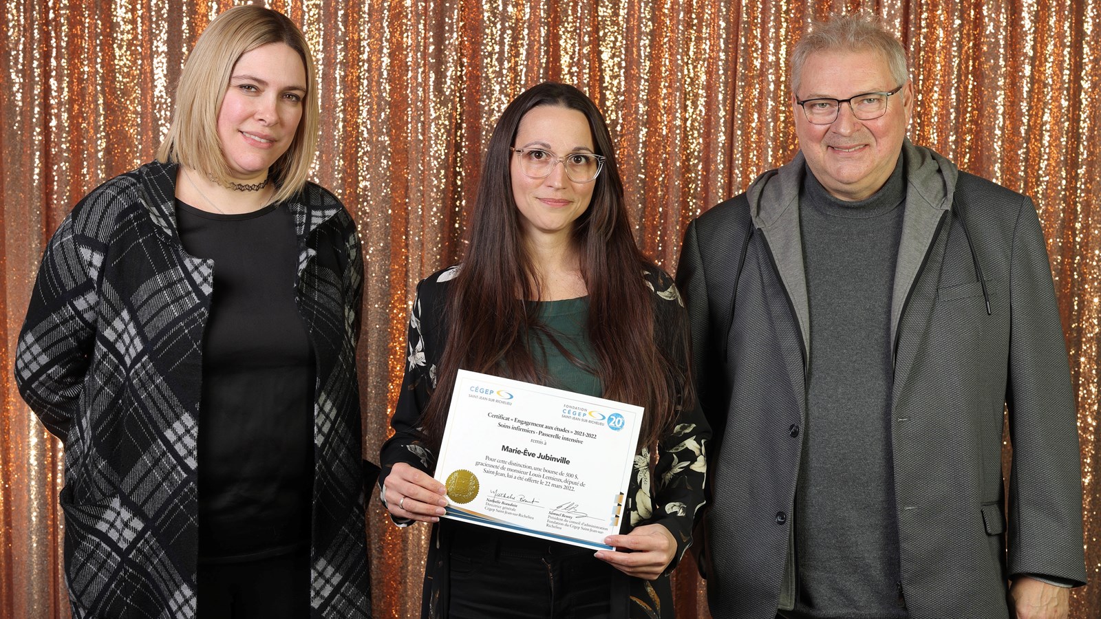 La Fondation du Cégep célèbre la réussite de 90 étudiants en remettant 41 000 $ en bourses