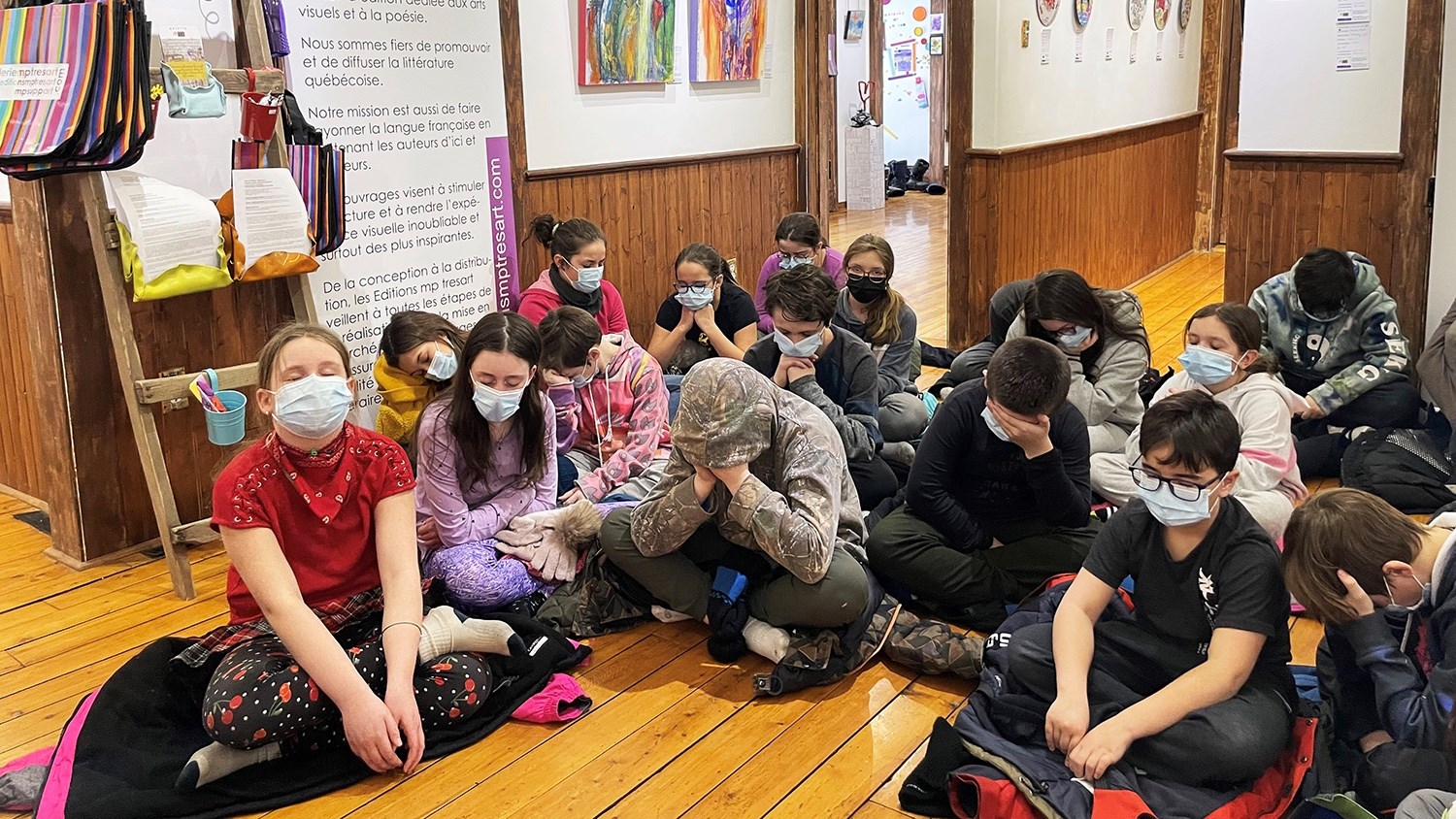 Mélanie Poirier a fait vivre une expérience en poésie aux jeunes de l’école de Durham-Sud