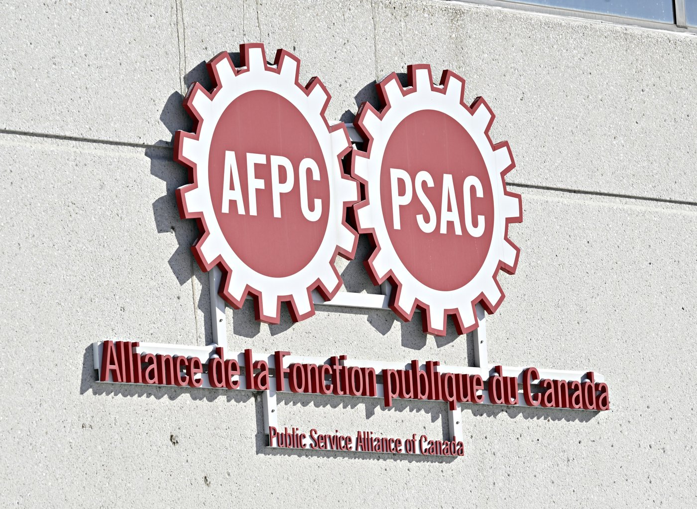 Retour au bureau 3 jours: la Cour fédérale va entendre la contestation de l'AFPC