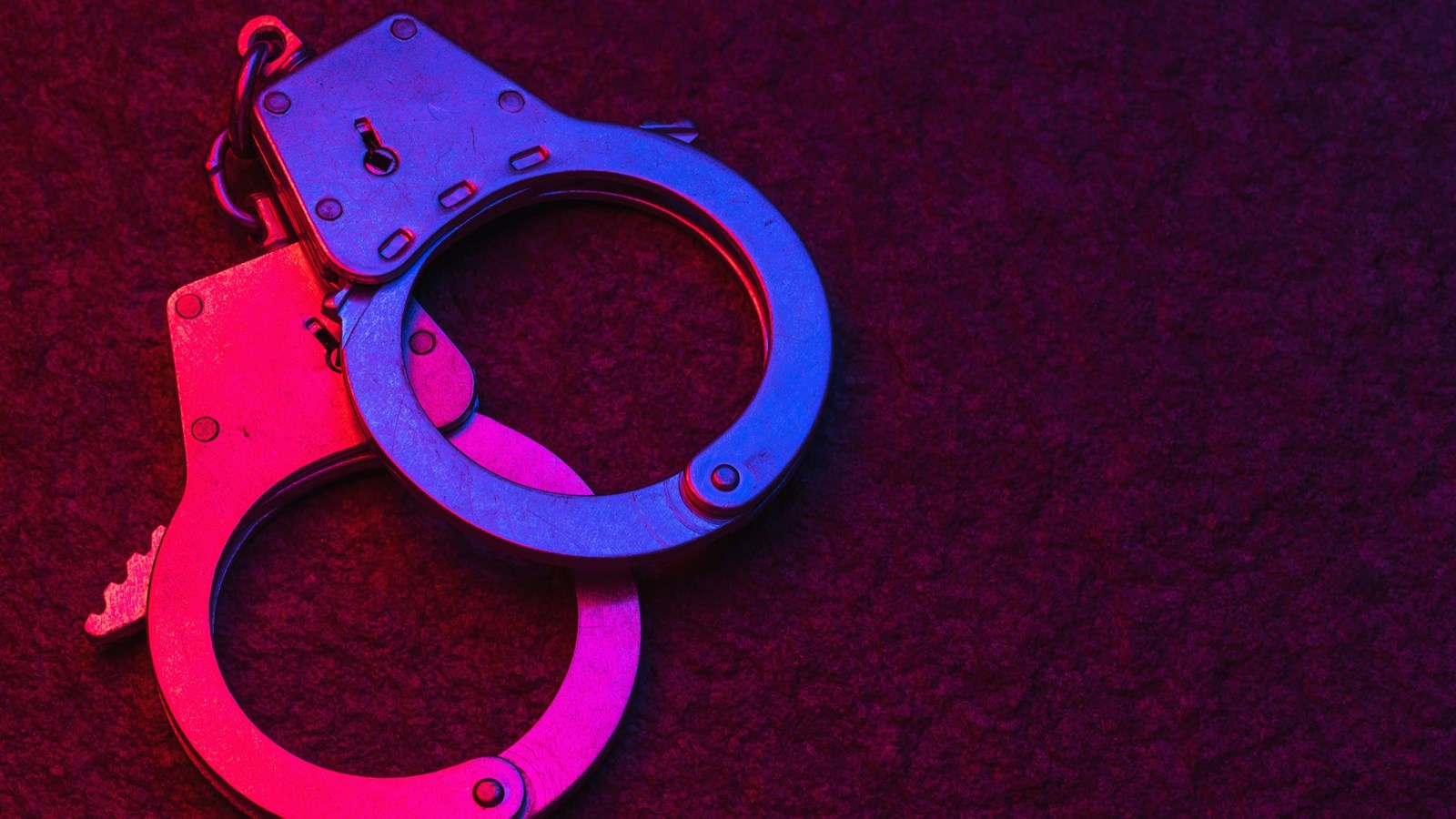 Les arrestations se sont déroulées à Chambly, Beloeil, Marieville, St-Jean-sur-Richelieu, McMasterville, St-Bruno et Ste-Madeleine.
