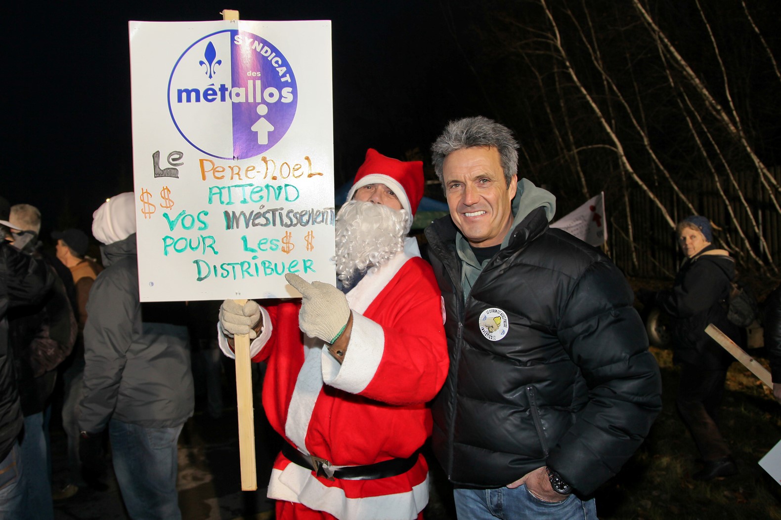 Le président de la section locale des métallos, Claude Langlois, en bonne compagnie.