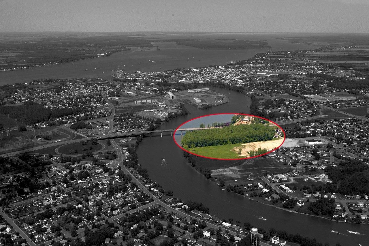 La Ville de Sorel-Tracy a procédé à l’acquisition d’un terrain de 6,23 hectares, soit l’équivalent en superficie de 12 terrains de football, afin de protéger le boisé de peupliers deltoïdes qui s’y trouve.