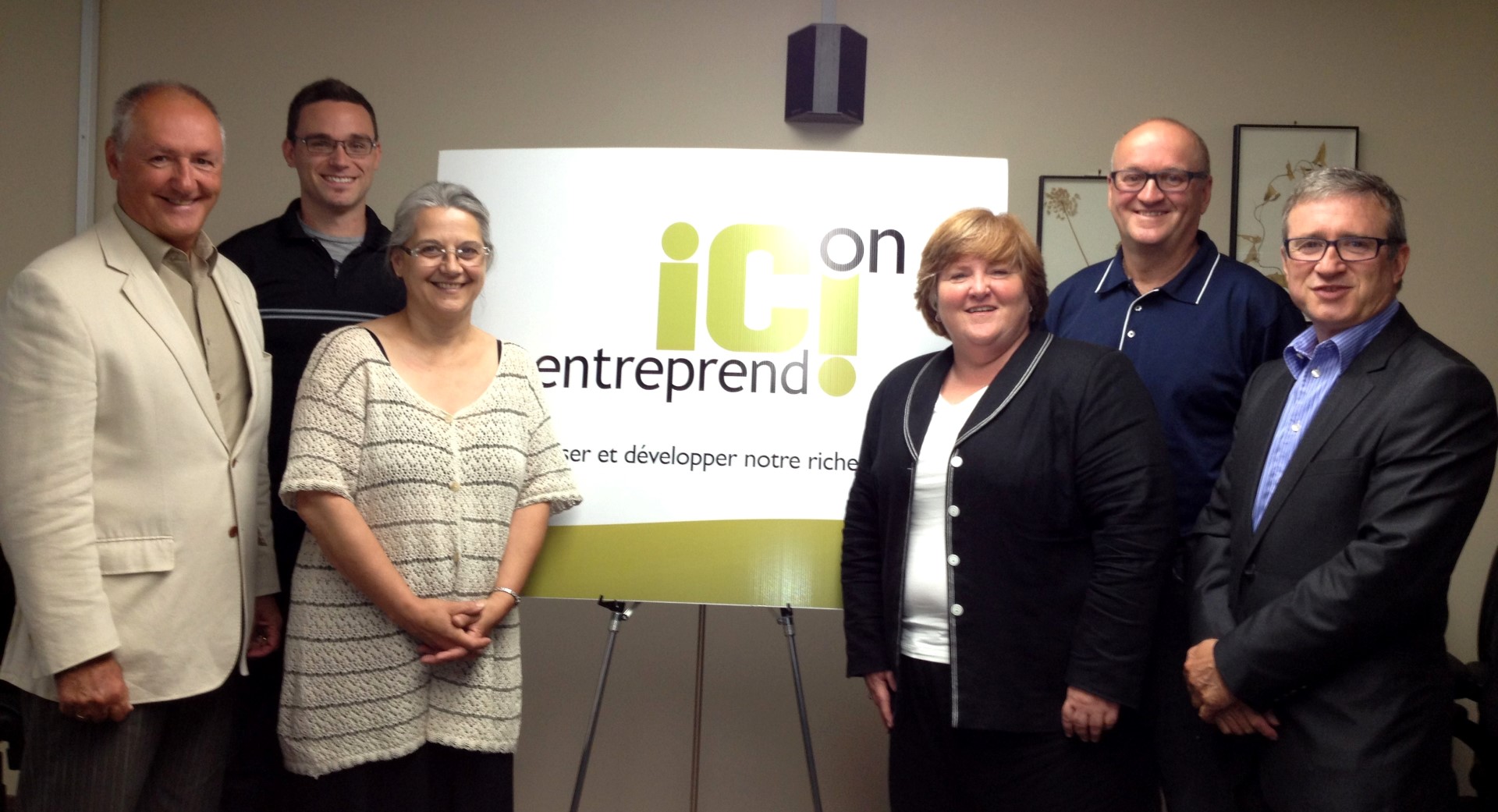 Marcel Robert, Philippe Perreault, Éliane Trempe,  Michèle Gauthier, Roger Bibeau et André Lussier de la Brigade entrepreneuriale Pierre-De Saurel.